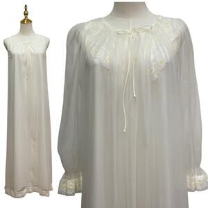 Vintage 60s Miss Elaine White Nylon Chiffon Daisy Lace Maxi Peignoir Set Size S